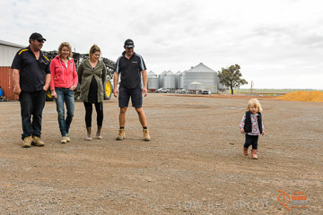 VITERRA 2013 / VITERRA_GLENVALE_FARMS_345_140909