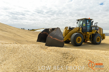 April 2015 / VITERRA_ROSEWORTHY_LOADER_0040_150429