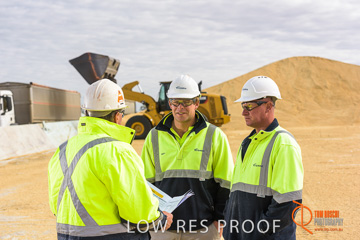 April 2015 / VITERRA_ROSEWORTHY_LOADER_0068_150429