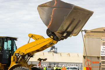 April 2015 / VITERRA_ROSEWORTHY_LOADER_0121_150429