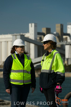 July 2015 / SHIP_LOADING_WALLAROO_144_150724
