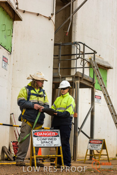 August 2015 / WHS_CONFINED_SPACE_014_150805