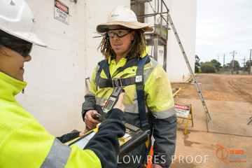 August 2015 / WHS_CONFINED_SPACE_025_150805