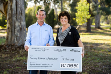VITERRA / VITRRA_CHARITY_CHEQUES_003_160513
