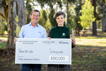 VITERRA / VITRRA_CHARITY_CHEQUES_006_160513