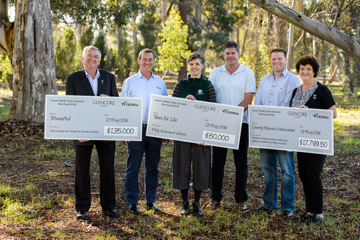 VITERRA / VITRRA_CHARITY_CHEQUES_017_160513