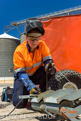 January 2017 / CONTRACTORS_TAILEMBEND_191_170104