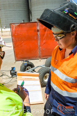 January 2017 / CONTRACTORS_TAILEMBEND_204_170104