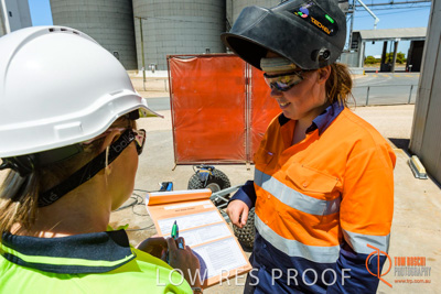 January 2017 / CONTRACTORS_TAILEMBEND_208_170104