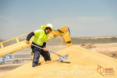 January 2017 / CONTRACTORS_TAILEMBEND_420_170104