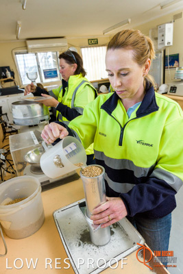 April 2017 / CLASSING_HUT_014_170427