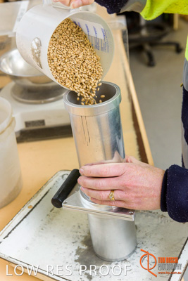 April 2017 / CLASSING_HUT_019_170427