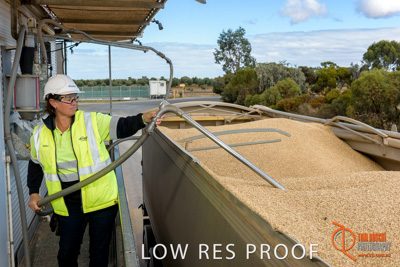 April 2017 / CLASSING_HUT_081_170427