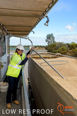 April 2017 / CLASSING_HUT_092_170427