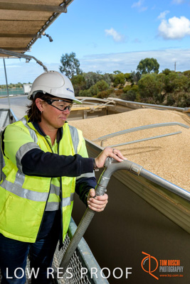 April 2017 / CLASSING_HUT_096_170427