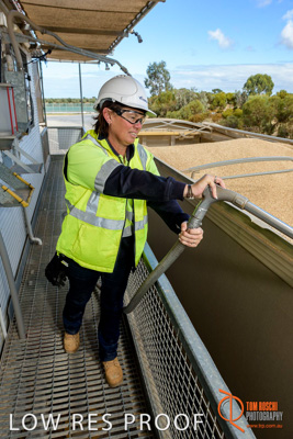 April 2017 / CLASSING_HUT_099_170427