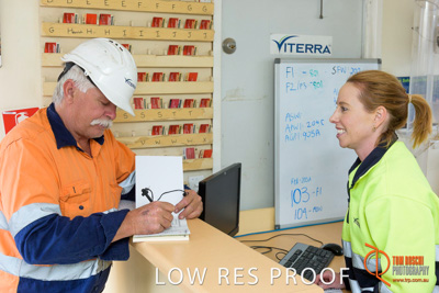 April 2017 / CLASSING_HUT_102_170427