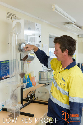 April 2017 / CLASSING_HUT_128_170427