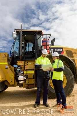 April 2017 / PRE_START_FRONT_END_LOADER_001_170427