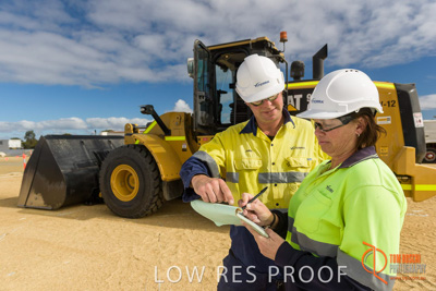 April 2017 / PRE_START_FRONT_END_LOADER_060_170427