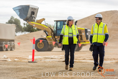 April 2017 / WALKING_BUNKER_011_170427