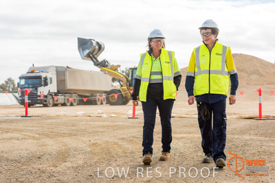 April 2017 / WALKING_BUNKER_017_170427