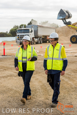 April 2017 / WALKING_BUNKER_040_170427