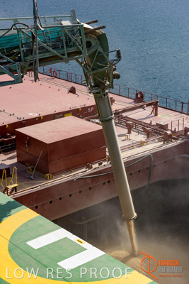 November 2017 / SHIP_LOADING_PL_137_171121_TRP8761