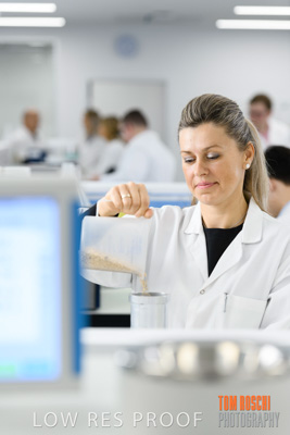 June 2018 / LAB_sample_measuring_female-male_180601_011