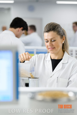 June 2018 / LAB_sample_measuring_female-male_180601_018