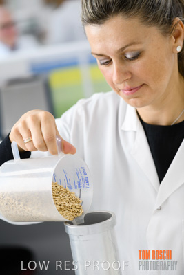 June 2018 / LAB_sample_measuring_female-male_180601_037