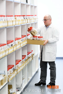 June 2018 / LAB_storage__cold_store_male-female_180601_012