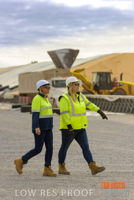 April 2019 / BUNKER_190401_219