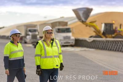 April 2019 / BUNKER_190401_239