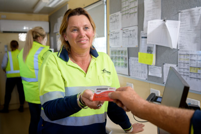 April 2019 / CLASSI_HUT_190401_475