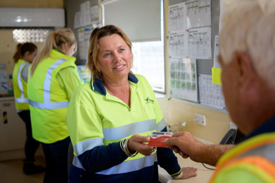 April 2019 / CLASSI_HUT_190401_480