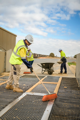 April 2019 / SWEEPING_190401_154