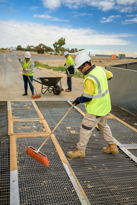 April 2019 / SWEEPING_190401_158