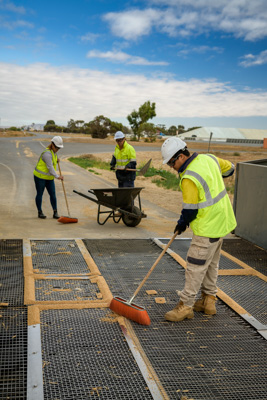 April 2019 / SWEEPING_190401_160