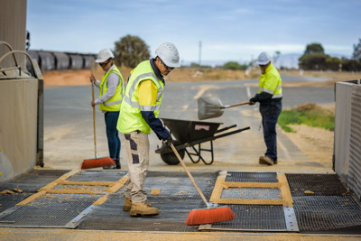 April 2019 / SWEEPING_190401_166