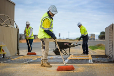 April 2019 / SWEEPING_190401_177