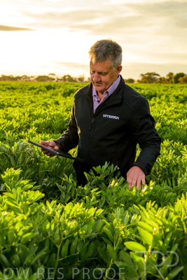 October 2022 / KANGAROO-FLAT-0213