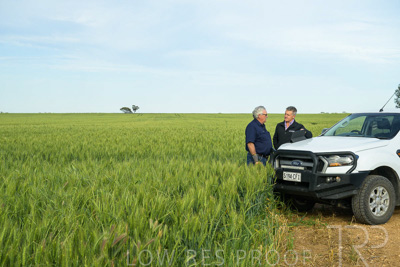 October 2022 / KANGAROO-FLAT-0506