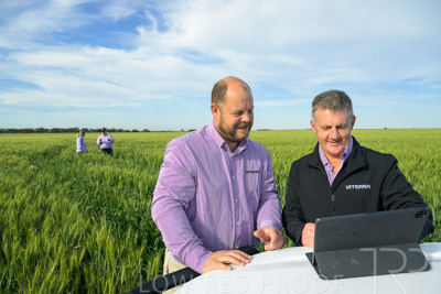 October 2022 / KANGAROO-FLAT-0513