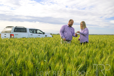 October 2022 / KANGAROO-FLAT-0527