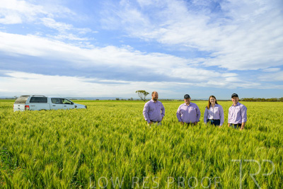 October 2022 / KANGAROO-FLAT-0591