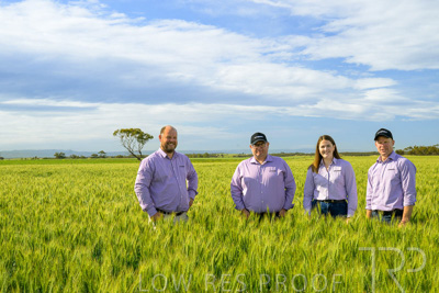 October 2022 / KANGAROO-FLAT-0593