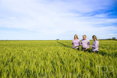 October 2022 / KANGAROO-FLAT-0637