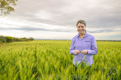 October 2022 / KANGAROO-FLAT-0707