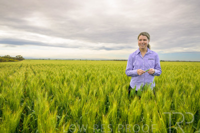 October 2022 / KANGAROO-FLAT-0712